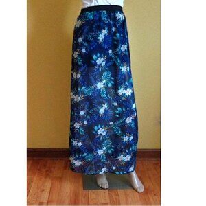 Divided floral maxi skirt elastic waist side slits